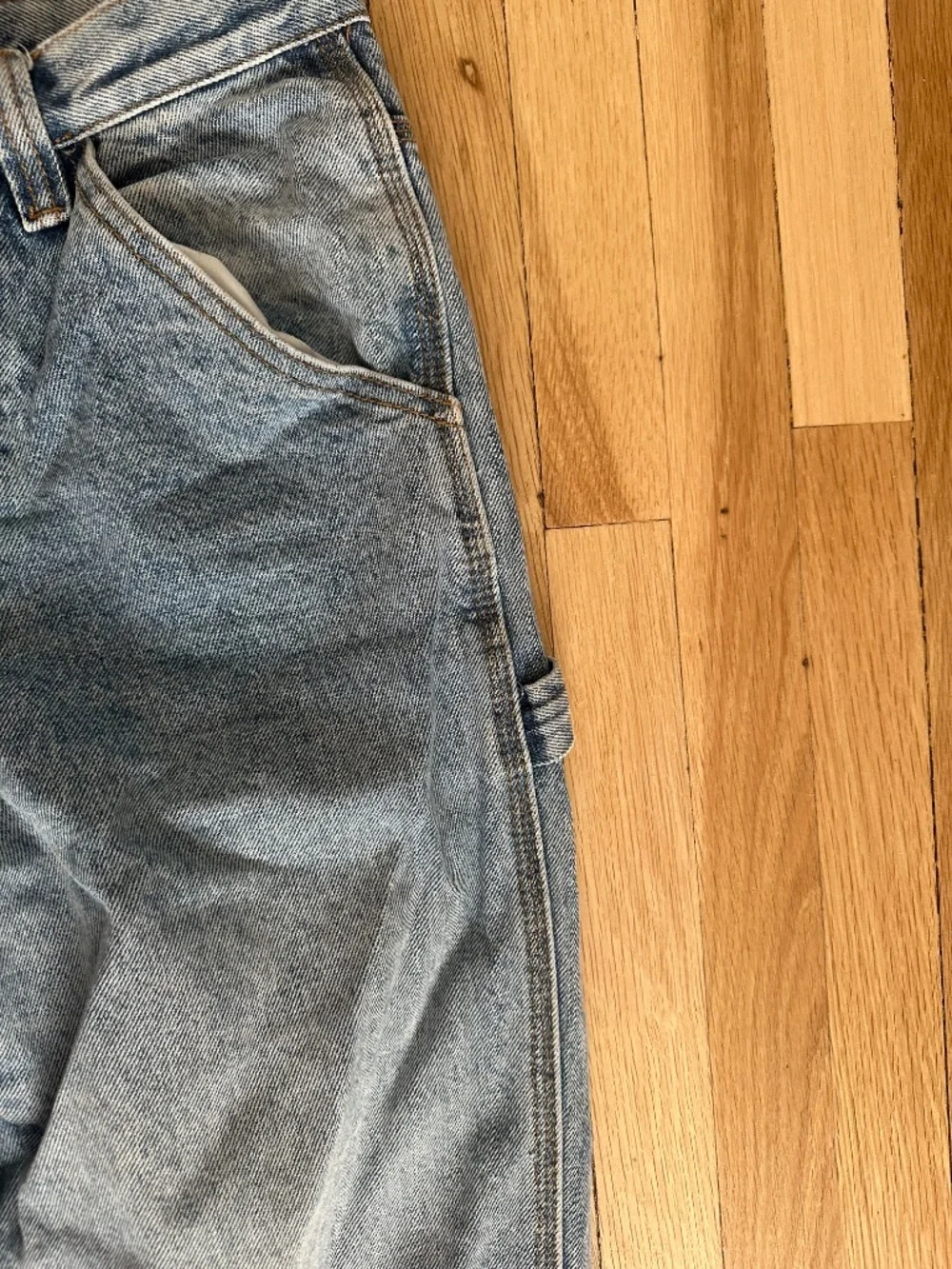 Brandy Melville, light blue carpenter jeans